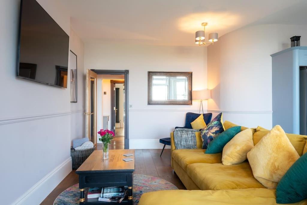 Stylish Beachfront Bolthole With Stunning Sea Views And Luxury Touches Herne Bay Ngoại thất bức ảnh