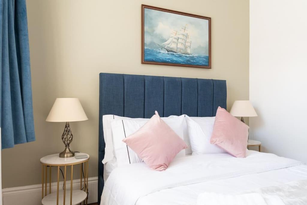 Stylish Beachfront Bolthole With Stunning Sea Views And Luxury Touches Herne Bay Ngoại thất bức ảnh