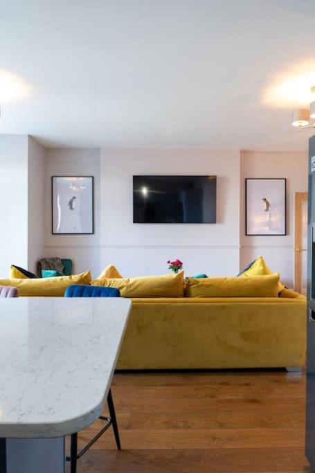 Stylish Beachfront Bolthole With Stunning Sea Views And Luxury Touches Herne Bay Ngoại thất bức ảnh