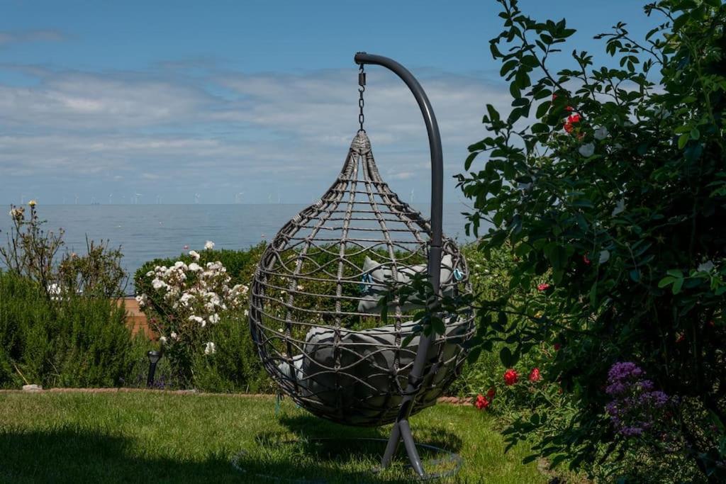 Stylish Beachfront Bolthole With Stunning Sea Views And Luxury Touches Herne Bay Ngoại thất bức ảnh